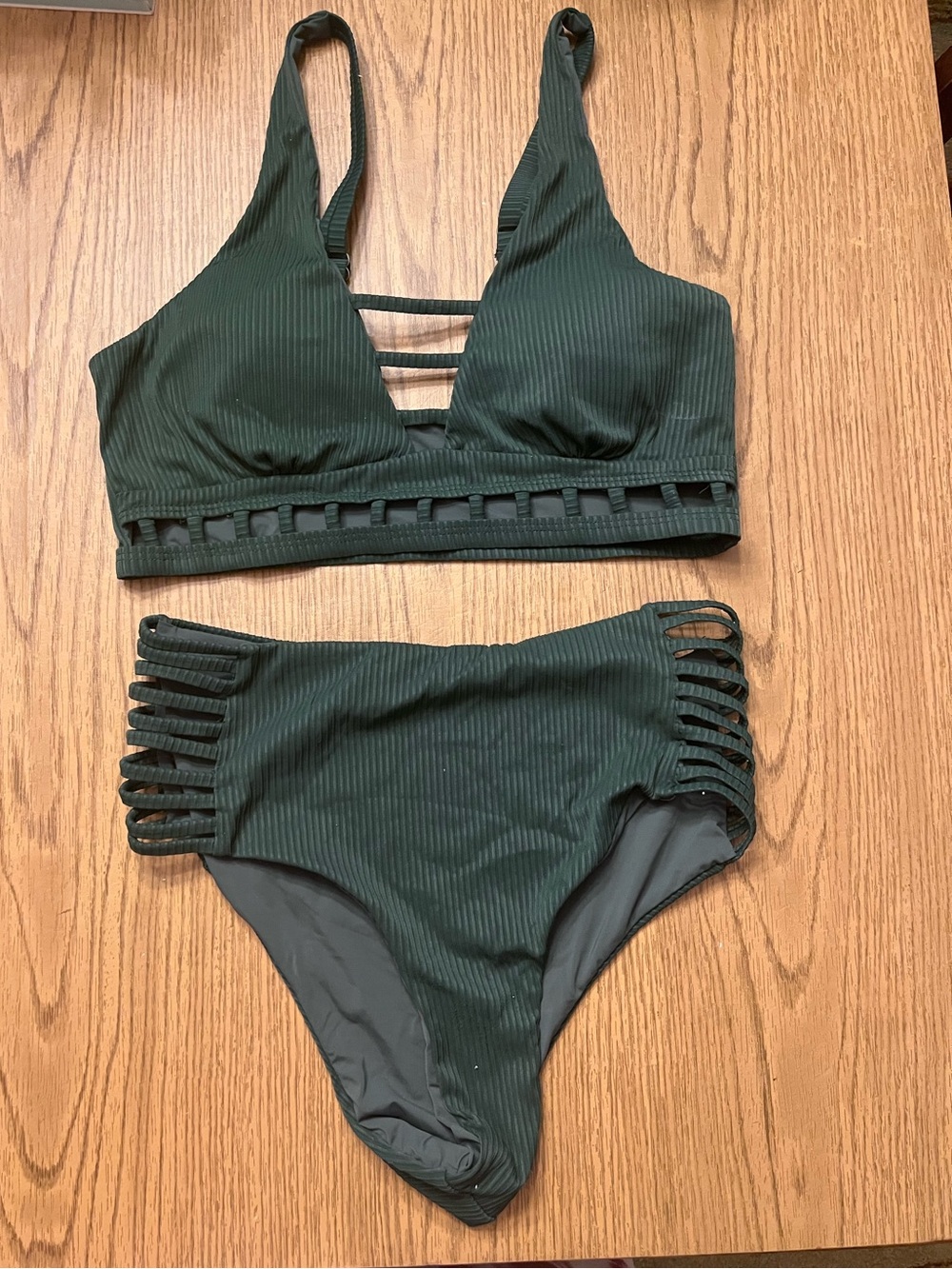 Women’s Ribbed Dark Green Strappy Bikini Set Sz M
